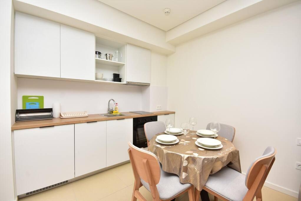 Brand New ! Seaside Apt With Poolview & Parking Budva Dış mekan fotoğraf